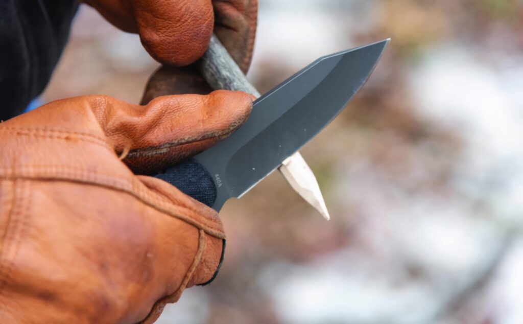 TOP 10 BEST BUSHCRAFT & SURVIVAL GEAR Available on  2021