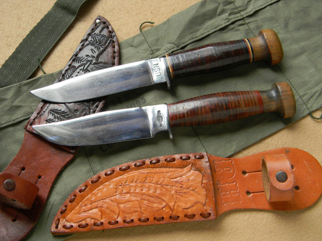 Examples of World War II knives