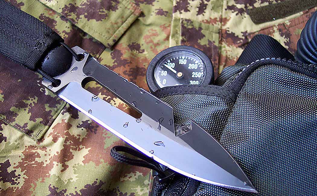 What To Know To Get The Best Dive Knife