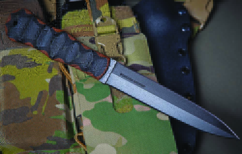 http://blademag.com/wp-content/uploads/Military-Knives-7.jpg