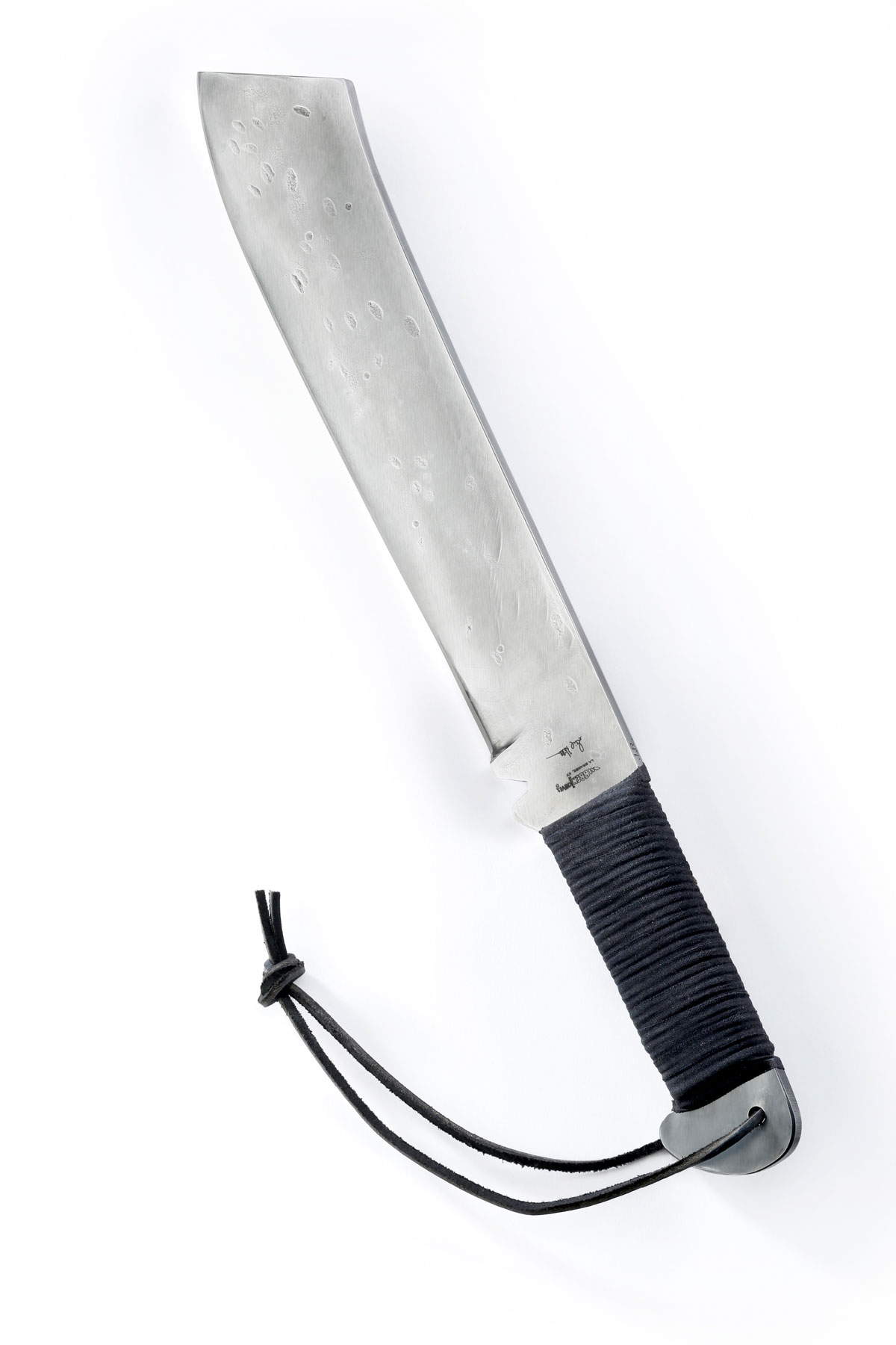 http://blademag.com/wp-content/uploads/Rambo-IV-knife.jpg