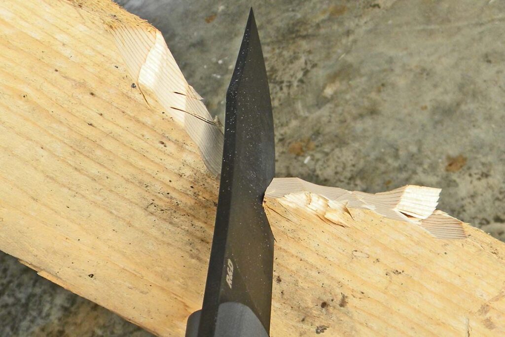 Montana Knife Co. Bushcraft knife chopping