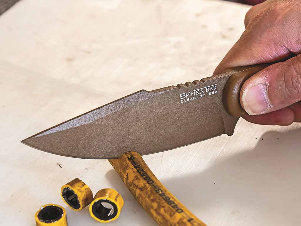 The KA-BAR Becker BK18 Harpoon is equally at home with food prep or work tasks. The blade’s sweeping belly tackles a host of chores inside and out.