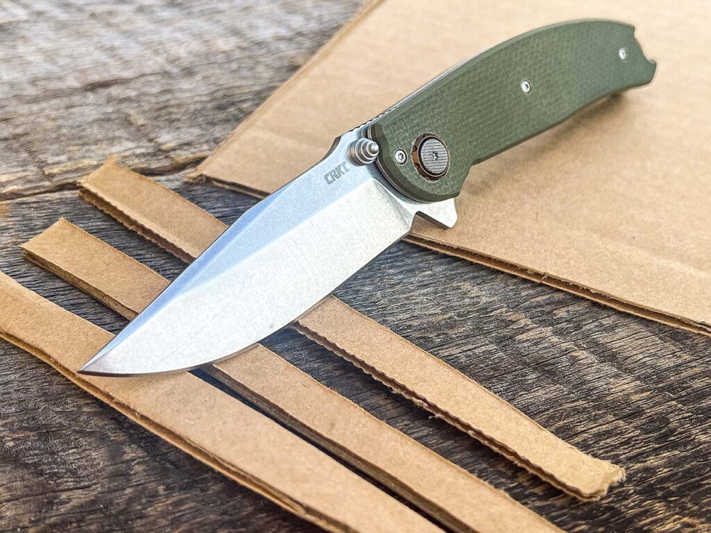 The Butte was designed by knifemaker Lucas Burnley and features CRKT Deadbolt lock. The author found the clip-point blade exceptional and the knife overall sized right.