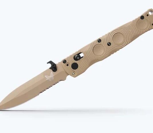 Benchmade Mini SOCP Folder profile