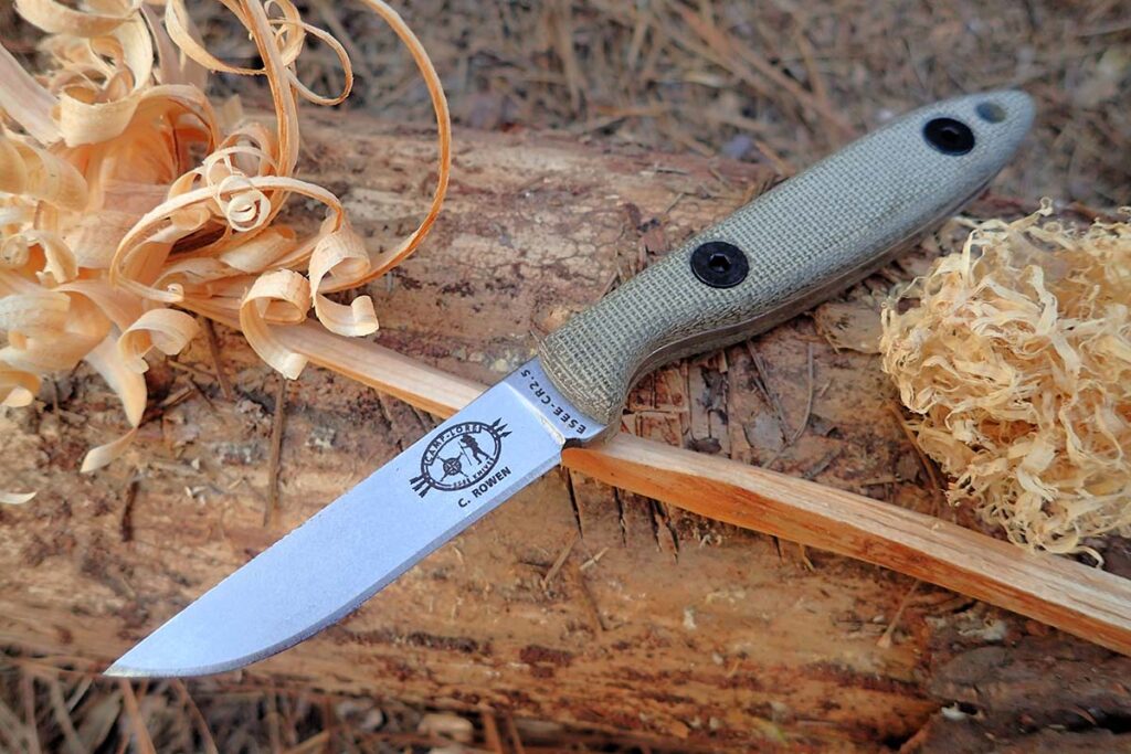 ESEE CR2.5 excels at woodcraft