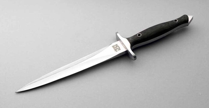 Brend-Tactical-Dagger-Blade