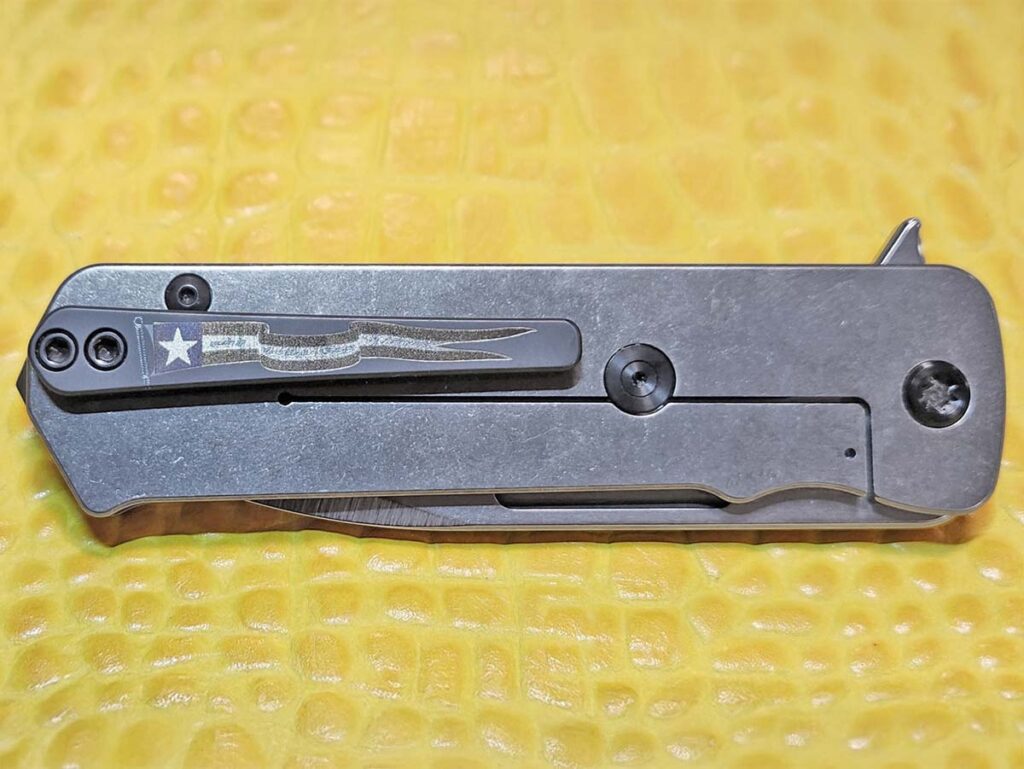 “I decided to go with a contrasting presentation by making the pivot point, screws and handle inlay black along with the spacer,” the author wrote of the TFF-4. “I could have just made the inlay black and matched the rest to the body. Options are the beauty of a build-your-own knife. I ordered the clip in black as well.”