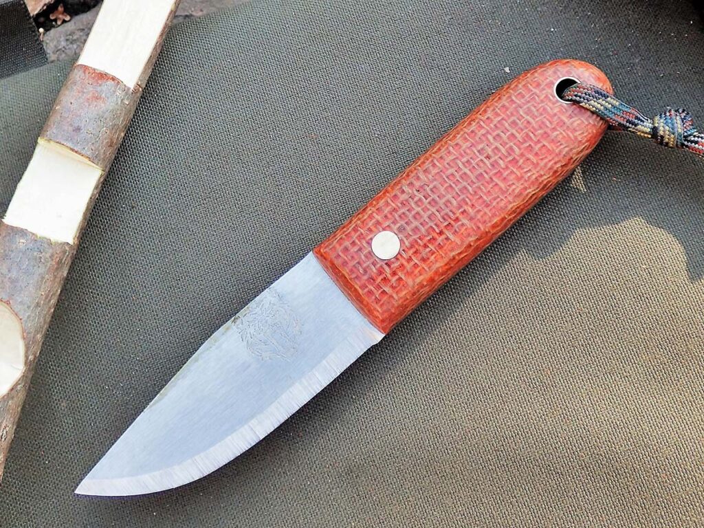 The author made a try stick with the Bear Forest knife, quickly and efficiently.