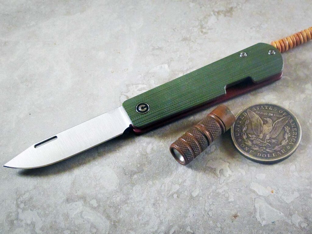 The Civivi Slippy Sendy weighs a paltry 1.90 ounces, making it an ideal light pocket carry or unobtrusive desk companion. If you don’t need a rough-and-tumble brawling knife, this is a good, lightweight option.