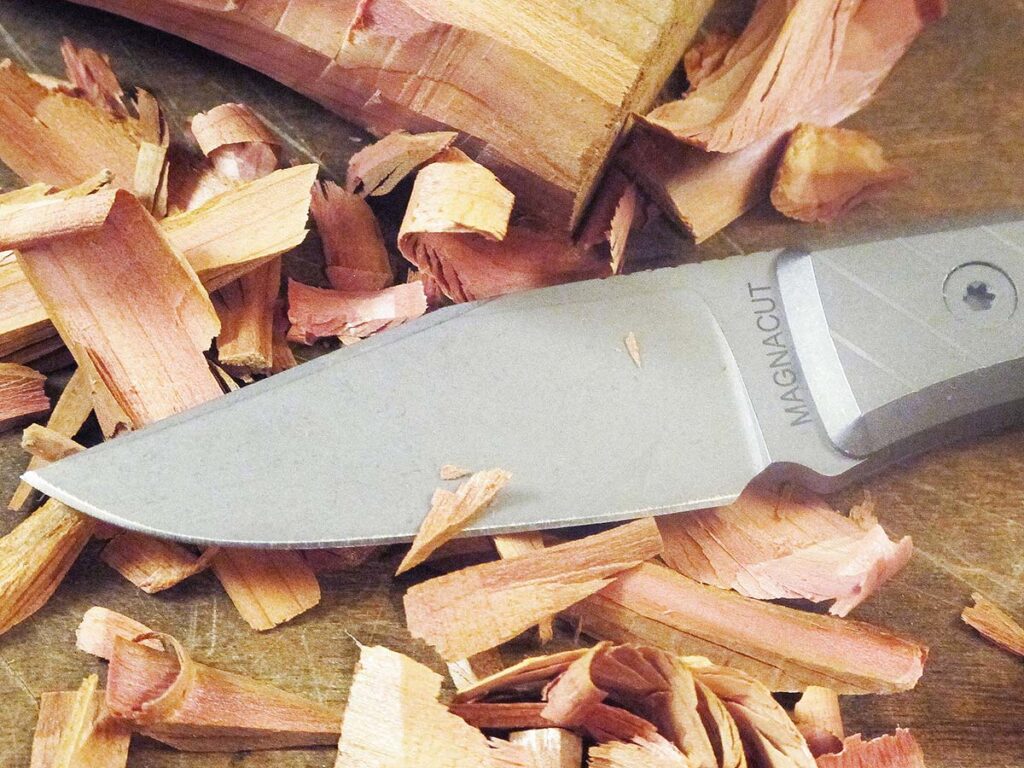 The Ti Lookout fixed-blade offers the safety of having no moving parts to break under extreme pressure whereas the folding knife can be vulnerable at its blade pivot. When in doubt, call on a fixed blade for the tough chores.