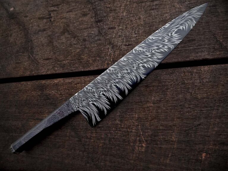 Blue Ribbon Damascus: What Makes The Best Pattern-Welded Steel