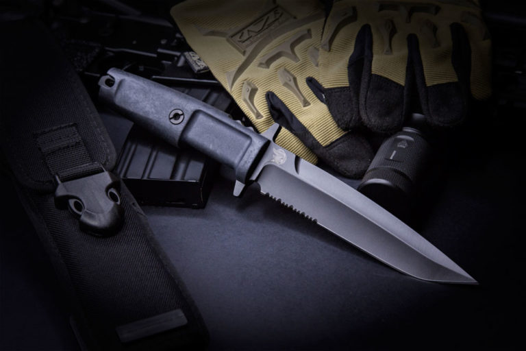 Featured Knife: Col Moschin by Extrema Ratio