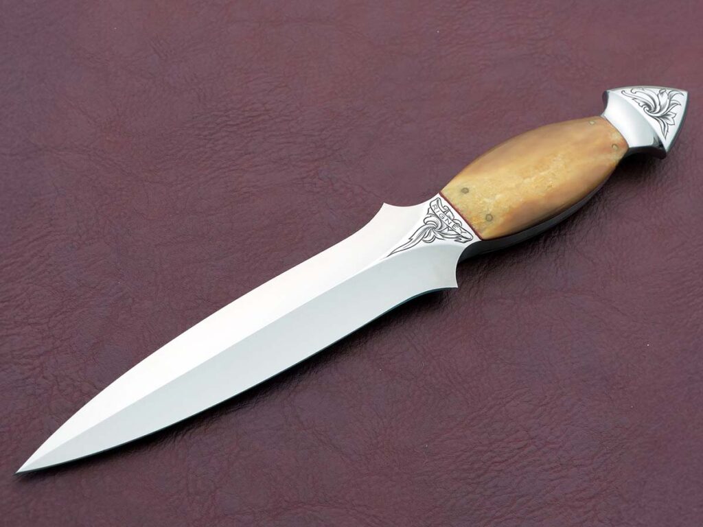 Willie Rigney was known for his fighters and daggers, with the latter usually incorporating engraving by Ron Skaggs.