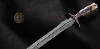 Custom knife dealer tips