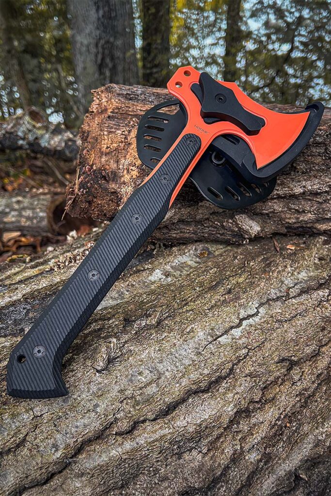 The Hogue sheath is intriguing. It integrates into the EX-T01’s head via a specially designed cutout that both reduces weight and provides an interface to secure the hawk to the sheath itself. 