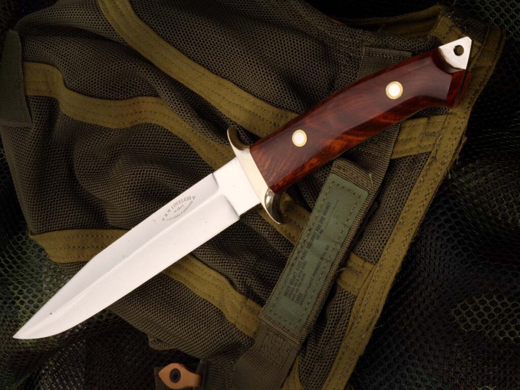 According to John Denton, Loveless made this fighter in tulip wood with skull-cracker in Lawndale, California, for CIA operative Harry Archer. (Hiro Soga image)