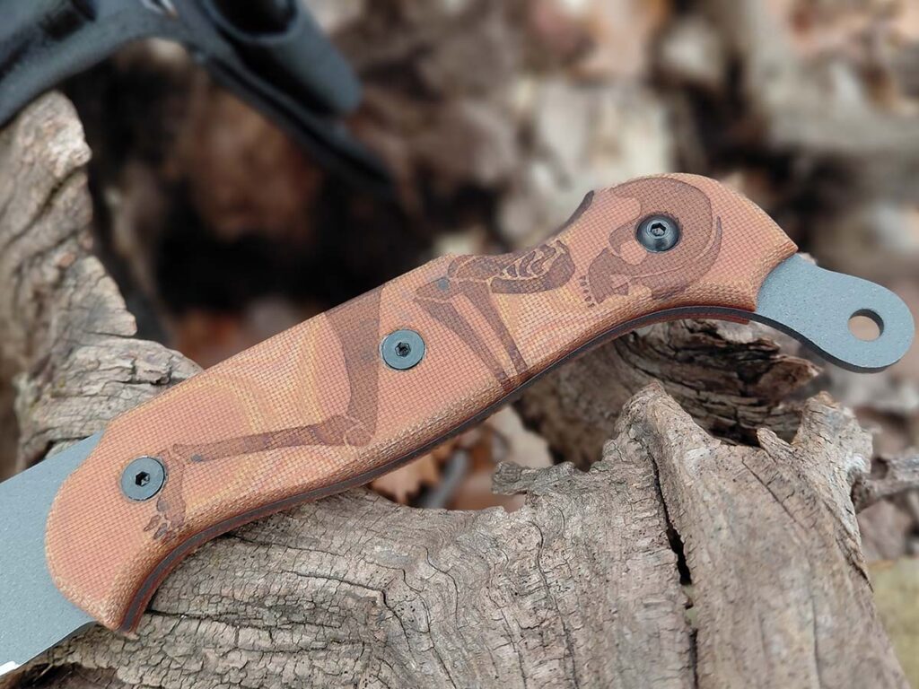 The TOPS Sneak Reaper has a 5-inch tan Micarta handle that offers a confident, secure grip with great traction.
