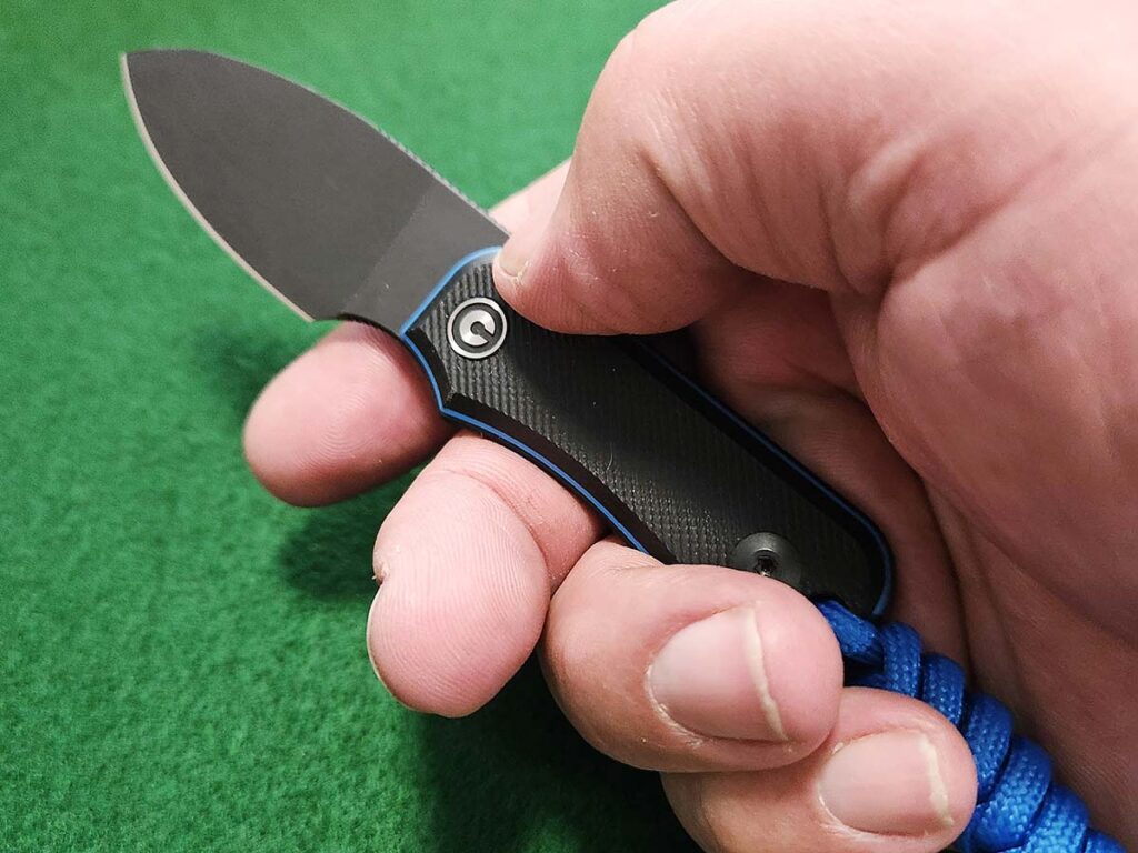 Even discounting the author’s relatively large hands, the Baby Banter is basically a three-finger knife. Civivi, however, gives you a horse tail-style lanyard to give your pinky a place to land.