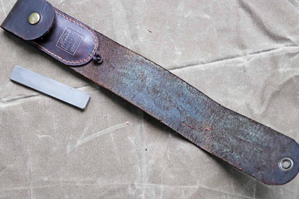 This combination of an EZE-Lap ceramic and diamond stone tucks into the JC Messer strop