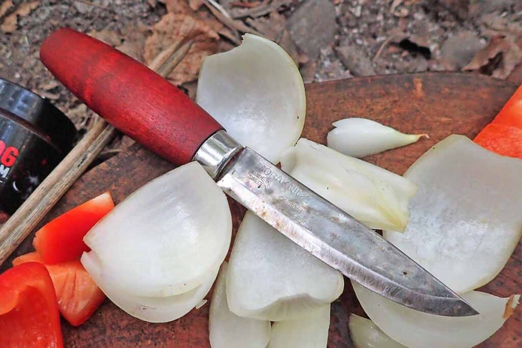 The Morakniv Classic No. 1/0 has a thin .078-inch blade useful for slicing onions, peppers, mushrooms and tomatoes.