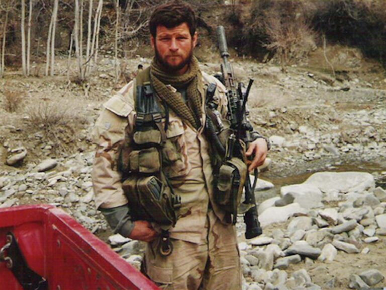 Bob Horrigan: 20 Knives Honor Delta Force Hero