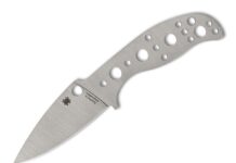 Spyderco used the second prototype heat of MagnaMax in a series of its Mule series knives. After doing extensive cutting tests with one of the Mules, a Spyderco Forum member known as vivi indicated the “steel has the best edge retention of any steel I’ve tried.”