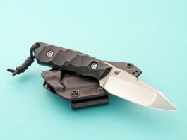 The cut-out in the blade located before the scales of the Rebel tactical EDC fixed blade by Piotr Gosciniak provides additional control for either a thumb or forefinger.