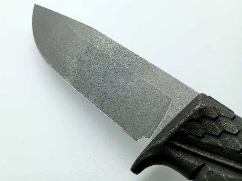 Turning to Magnacut steel, UG produced a high-functioning cutting tool that requires little maintenance. Through general testing, the knife retained the same edge with which it came out of the box.