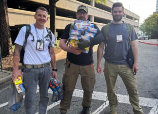 “The Twinkie Guys,” well-armed with Twinkies outside the BLADE Show, from left: Martin Gerling, an important friend of UG-Tools, and company founders Philipp Utsch and Jan Gierse. (UG-Tools image)