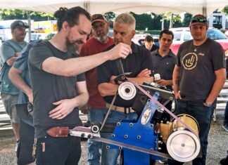 In “Fundamentals of Grinding,” AmeriBrade and guest makers provide a general overview on grinds, techniques and different equipment. Knifemaker Charlie Ellis (left) was one of the guest makers in last year’s class.