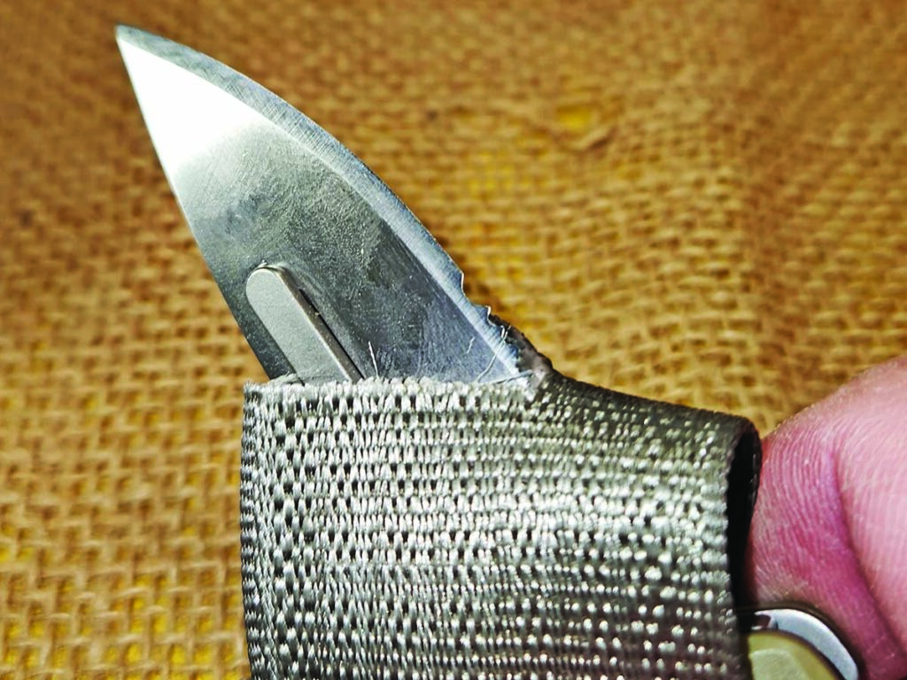  The Havalon REDI cut through this seat belt material like nobody’s business. What makes it better fit for these tougher jobs is a longer cutting edge than that found on utility blades. 