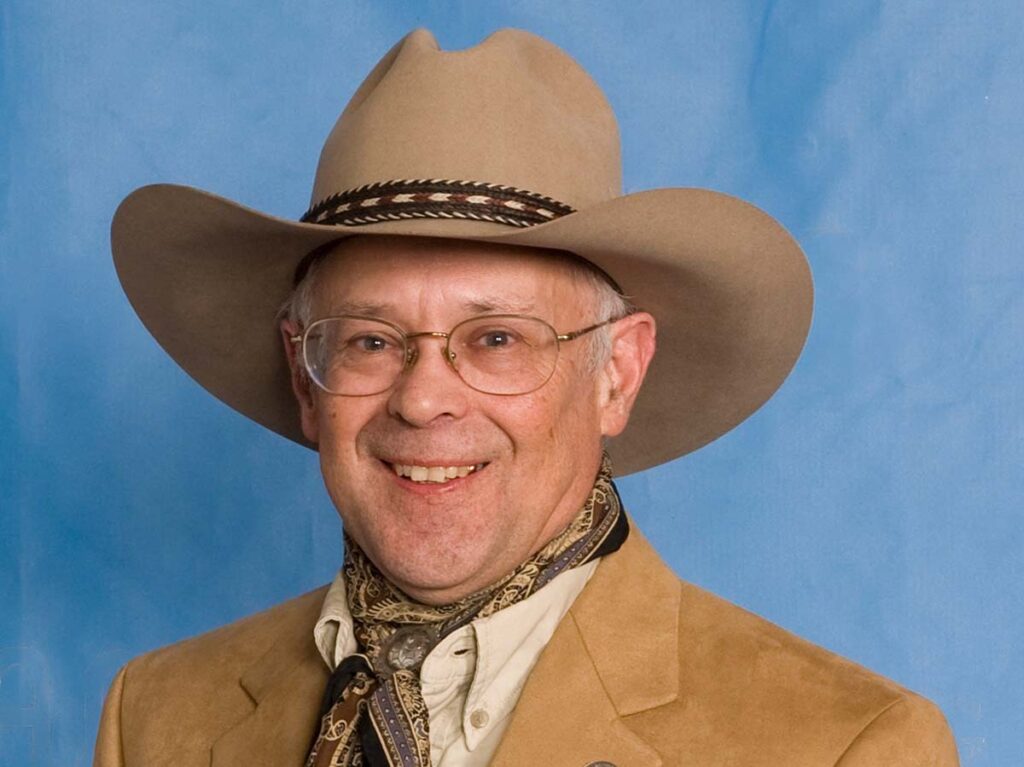 Larry Fuegen became renowned for his sole authorship of knives, including ornate handle carvings and sheathwork.
