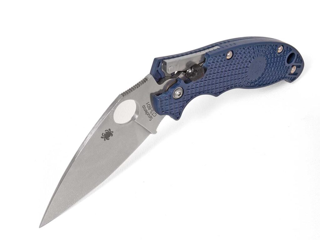  As its name suggests, the Spyderco Manix 2 Lightweight features ultra-lightweight construction and the Ball Bearing Lock mechanism, which can be seen in this custom cutaway version. The knife’s overall length is 8 inches, with a 3.37-inch blade offered in multiple steel options, depending on the specific model.