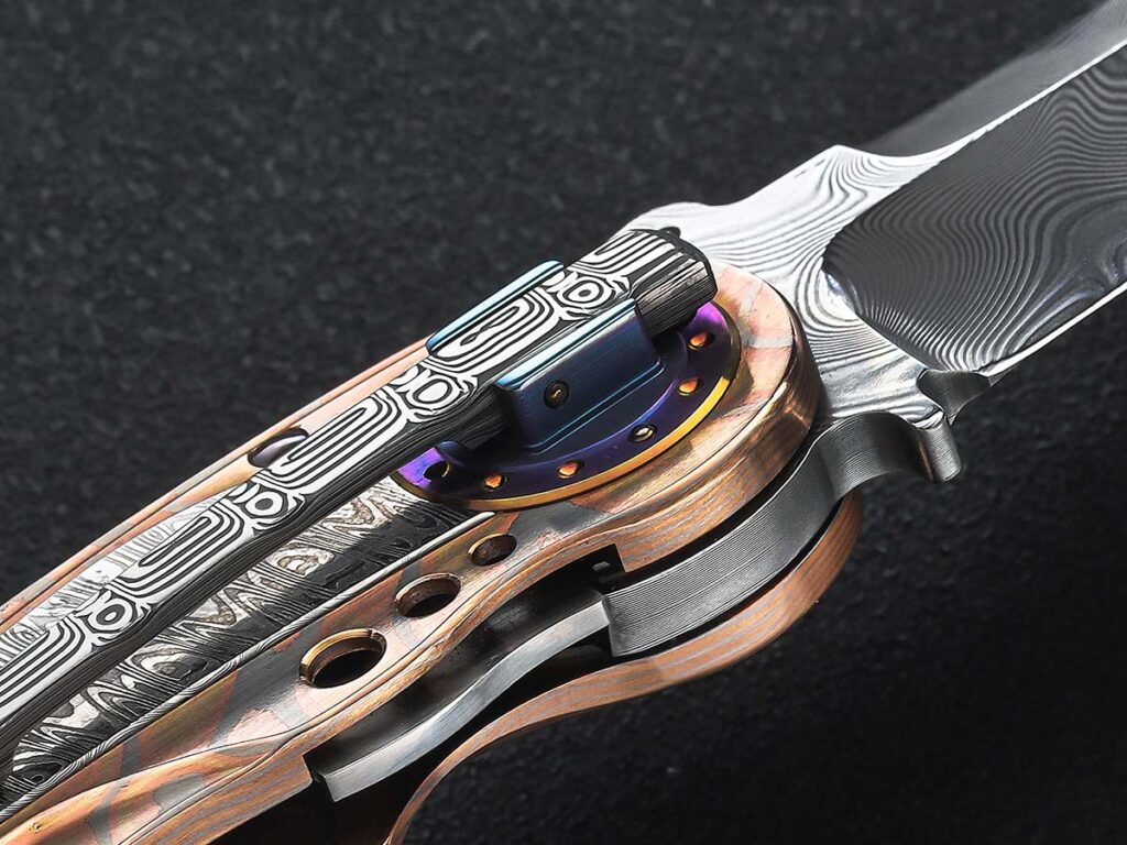 To the greater knife world and beyond, Walker’s most lasting legacy is the liner lock, an innovation the author points out was developed as the maker’s solution to operating a knife one handed. While it’s among his best known contributions to knife design, Walker rarely employs it in his more recent creations. (SharpByCoop image)