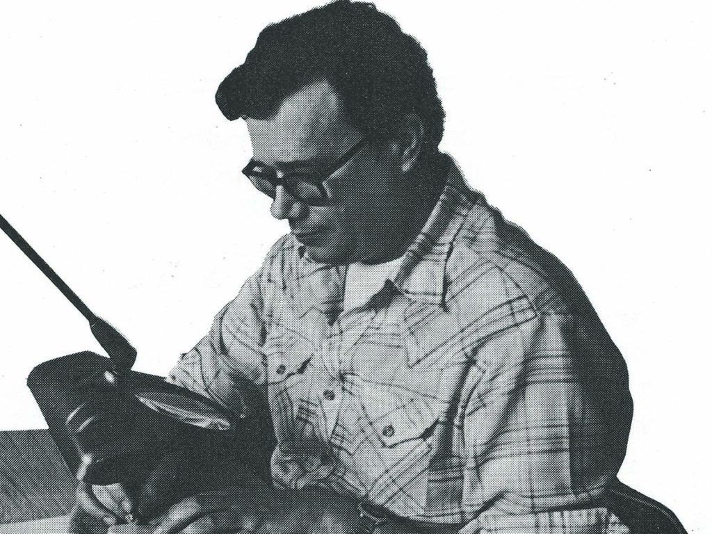 Bob Engnath was a mentor to countless new makers through his knife kits.