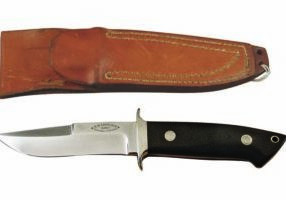 This is the chute knife stamped “AP-003” that Bob Loveless and Steve Johnson made for Harry Archer in the early 1970s. “AP” stands for Archer Prototype.