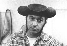 Buster Warenski was making covetable art knives as far back as the 1970s, low-crowned Stetson, “the look” and all. (Richard Barney image)