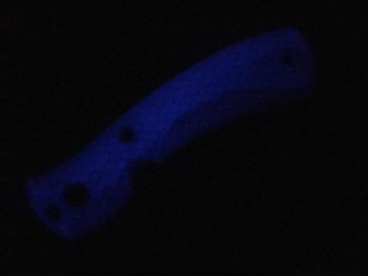 Old-school invisible scale material can glow blue, violet or green in the dark.