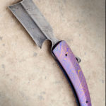what-is-a-tactical-razor